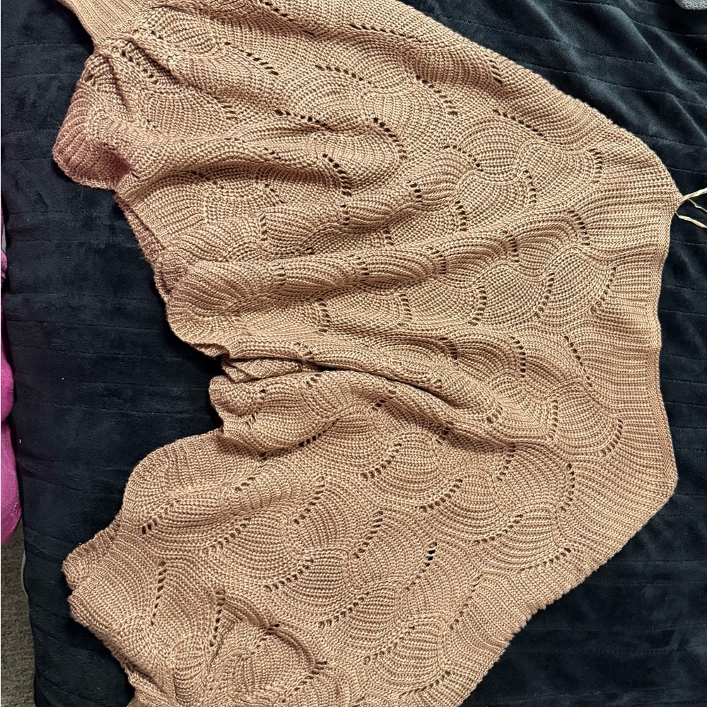 Moon & Madison Textured Knit Skirt in Tan